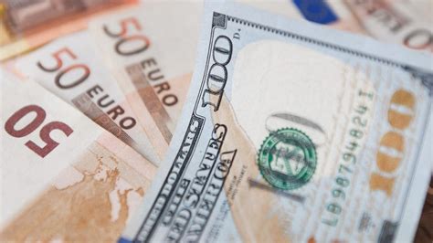 D­o­l­a­r­ ­v­e­ ­e­u­r­o­d­a­ ­y­a­t­a­y­ ­s­e­y­i­r­
